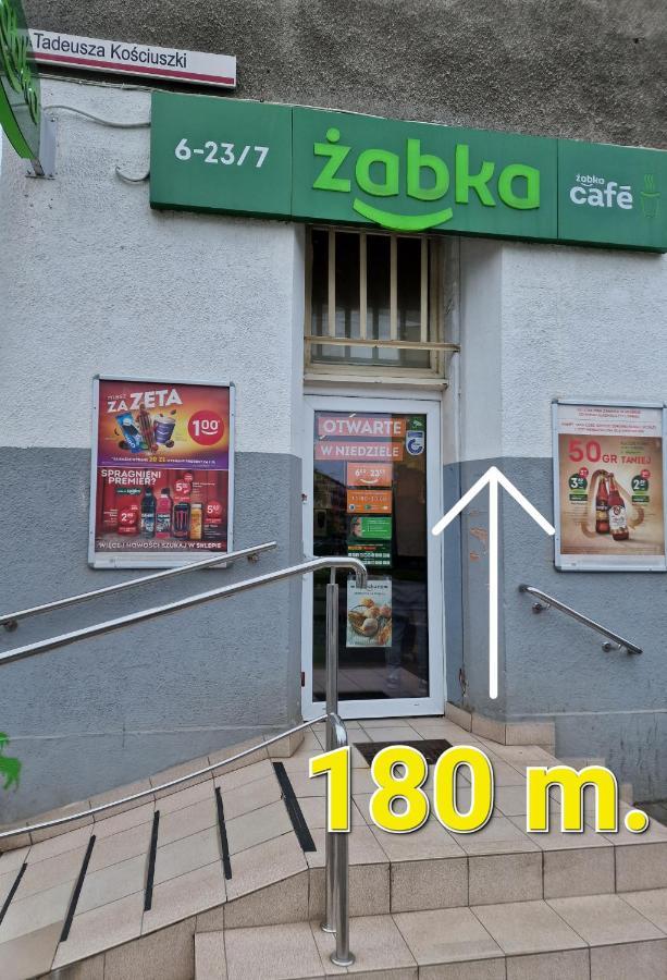 グダニスクR Mieszkanie Cale Albo Pokoj Bllisko Wszystkoアパートメント エクステリア 写真